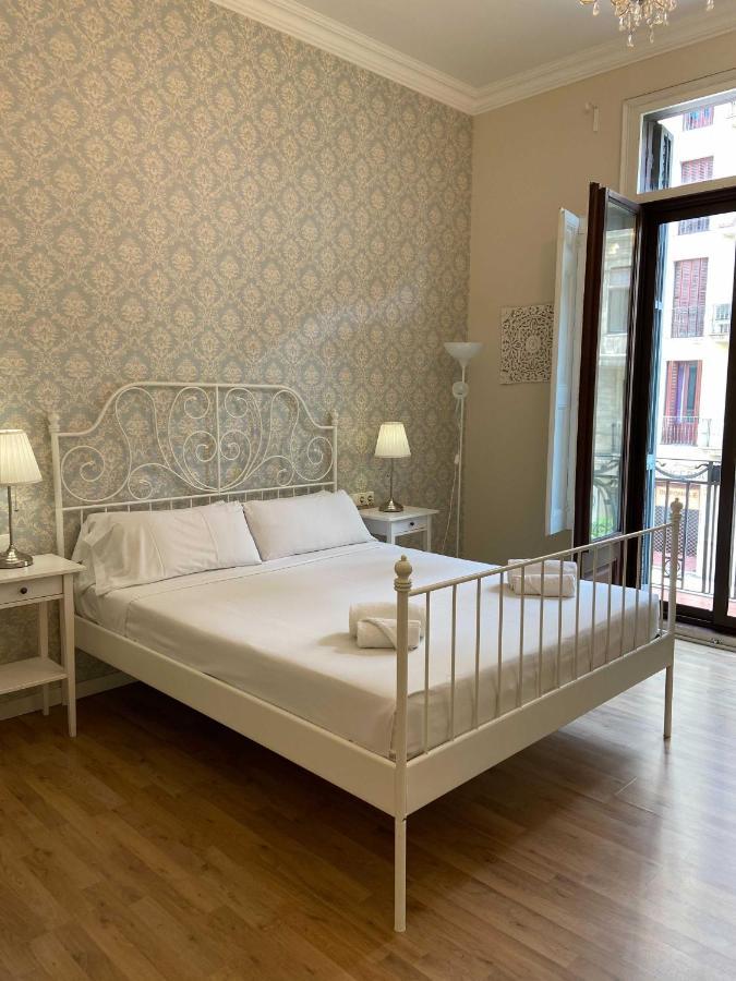 Lumine Luxury Suites By Gaiarooms Барселона Экстерьер фото