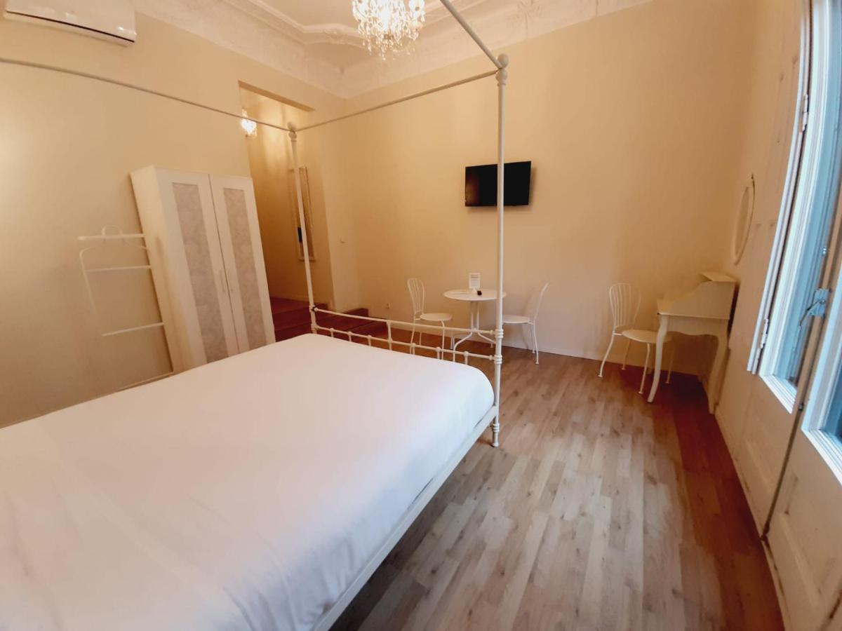 Lumine Luxury Suites By Gaiarooms Барселона Экстерьер фото