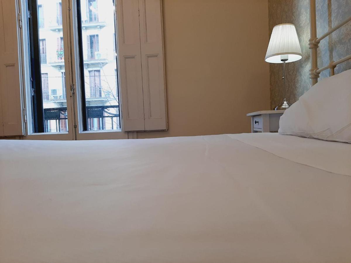 Lumine Luxury Suites By Gaiarooms Барселона Экстерьер фото