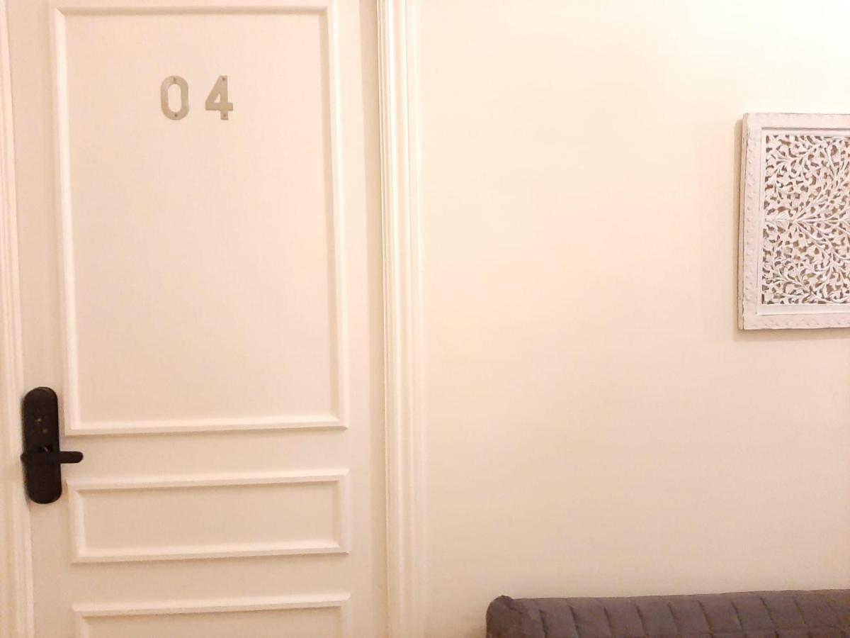 Lumine Luxury Suites By Gaiarooms Барселона Экстерьер фото